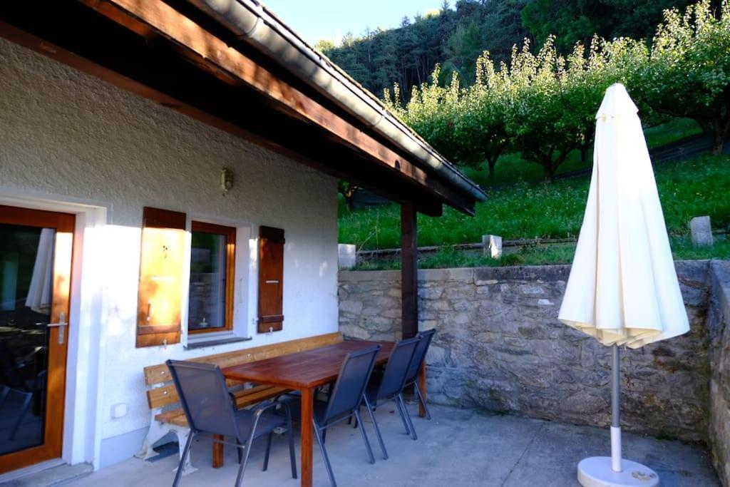 Maisonnette De Campagne Σιόν Εξωτερικό φωτογραφία