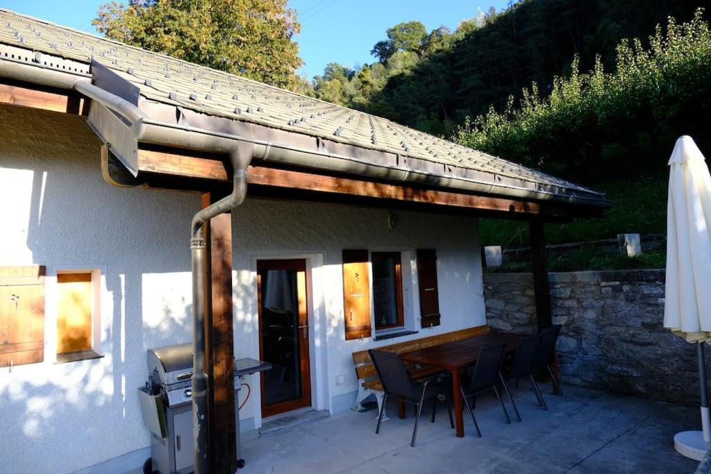 Maisonnette De Campagne Σιόν Εξωτερικό φωτογραφία